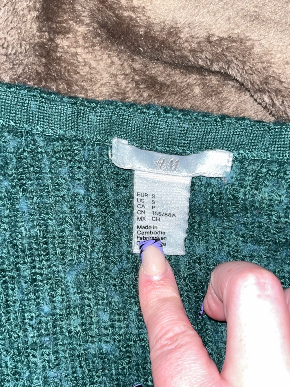 H&M Green Off-the-Shoulder Ribbed Sweater - Picture 2 of 3
